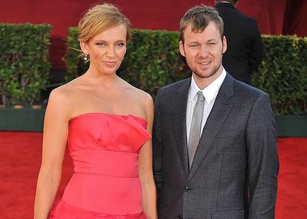 Toni Collette e Dave Galafassi anunciam separação.(Imagem:Getty Images)