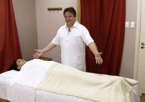 Referência na área de massoterapia, professor André Nessi vem ministrar cursos no Piauí.(Imagem:Divulgação)