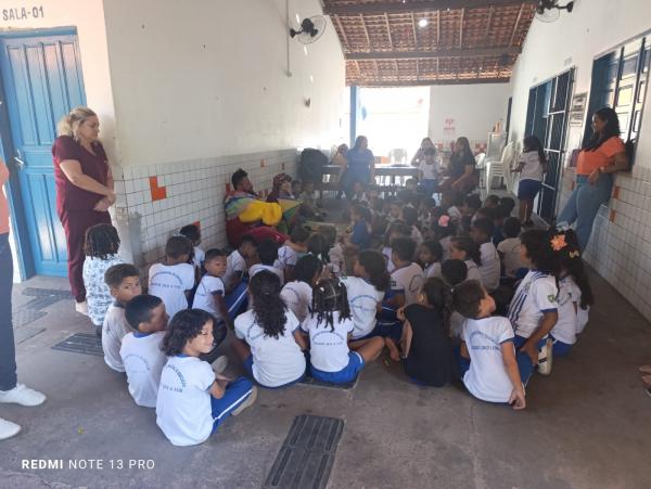 Biblioteca Itinerante leva histórias e cultura à Escola Municipal Eleutério Rezende(Imagem:FlorianoNews)