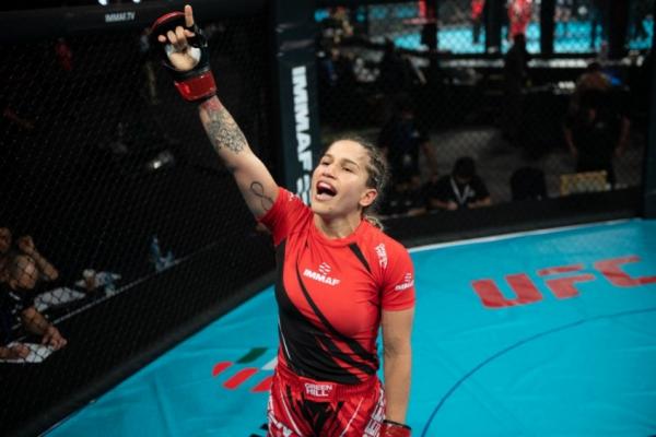 Disputa  do a final do mundial de MMA amador acontece neste sábado(Imagem:Divulgação)