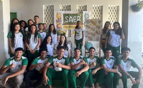 A atividade Spoti Saeb usa hits nacionais para trabalhar linguagem, metáforas, escolas literárias e interpretação de texto.(Imagem:Ascom Seduc)