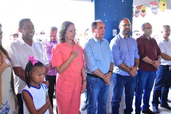 Vereadores prestigiam a abertura da programação de aniversário de Floriano.(Imagem:CMF)