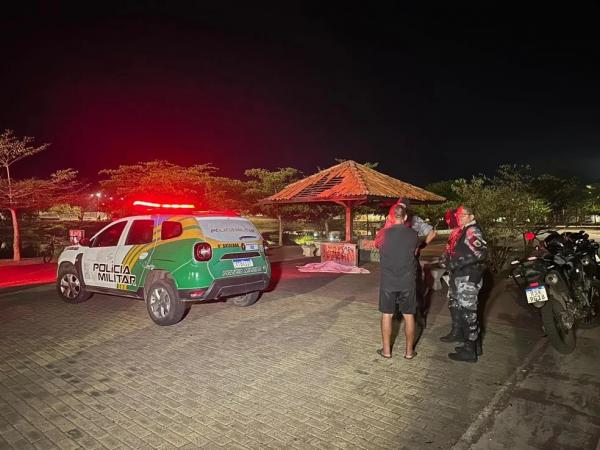 Filho de PM é morto a tiros no Parque Lagoas do Norte, em Teresina.(Imagem:Josiane Sousa /TV Clube)