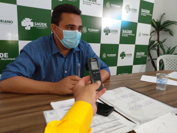 Saúde de Floriano vacina mais de 2 mil pessoas contra gripe em quatro dias(Imagem:FlorianoNews)