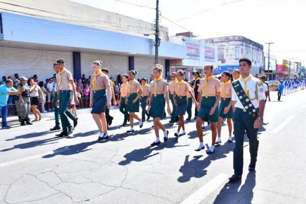 Desfile Cívico marca as comemorações pela Independência do Brasil em Floriano.(Imagem:Secom)