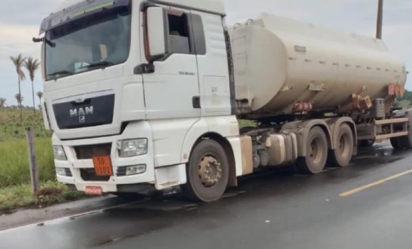 Carreta de empresa de Floriano é alvo de roubo de carga no estado do Maranhão.(Imagem:Reprodução)