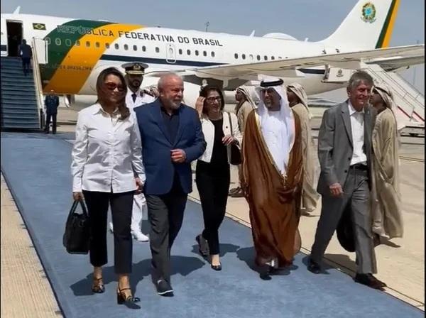 Lula visita os Emirados Árabes após viagem à China(Imagem:Divulgação)