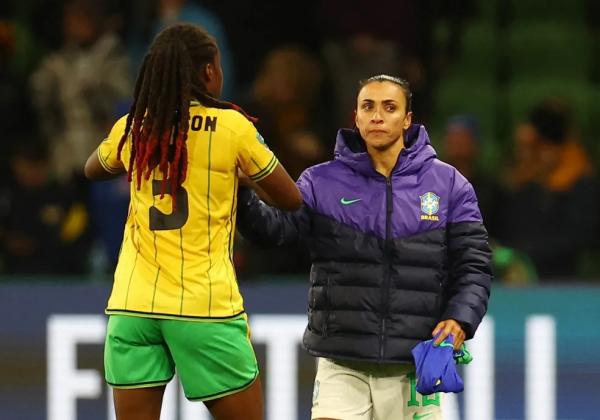  Marta se despediu de sua sexta Copa do Mundo com eliminação para a Jamaica.(Imagem:Reuters )