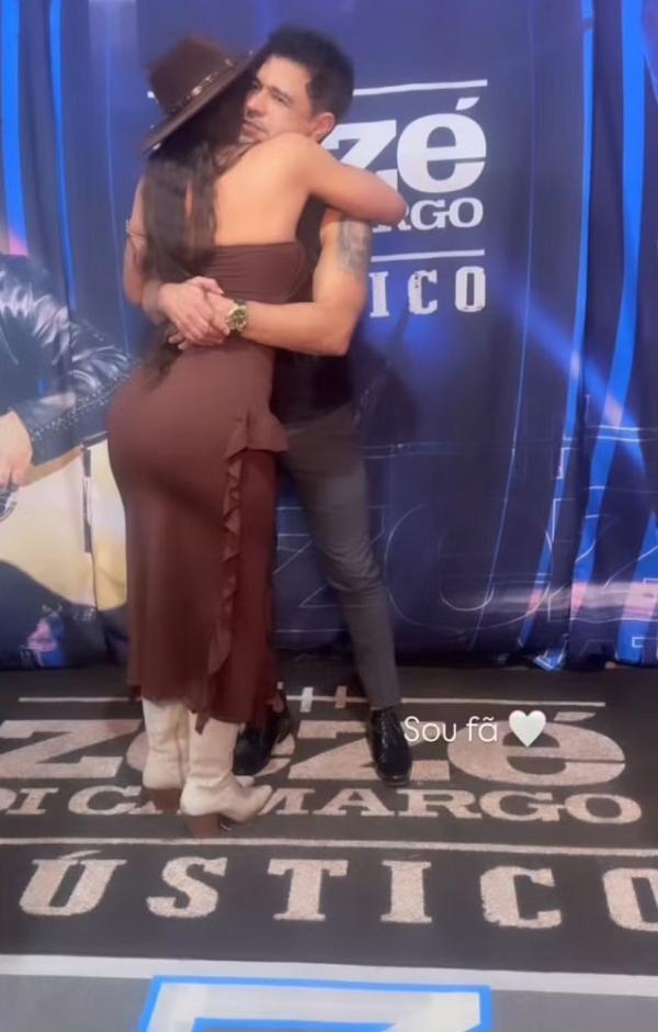 Zezé Di Camargo convida fã