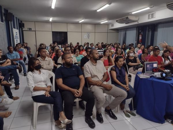 Palestra destaca cuidados financeiros para o sucesso nos negócios durante a Semana do Mei.(Imagem:FlorianoNews)