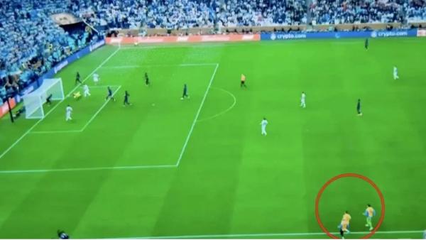 Imprensa francesa vê erro do juiz no terceiro gol da Argentina(Imagem:Reprodução)
