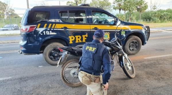 PRF prende homem suspeito de estupro durante abordagem em Alvorada do Gurgueia, no Piauí.(Imagem:Divulgação/PRF)