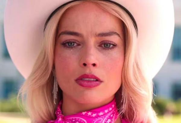 Margot Robbie como Barbie.(Imagem:Reprodução/Warner Bros)