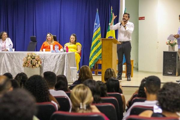 Secretário da Educação visita escola modelo em Esperantina.(Imagem:Divulgação)