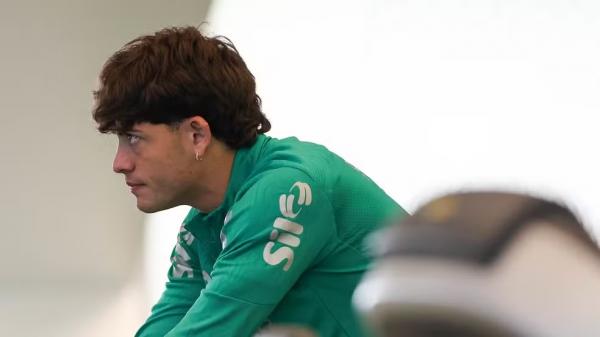 Giay durante treino do Palmeiras na Academia de Futebol.(Imagem:Cesar Greco)