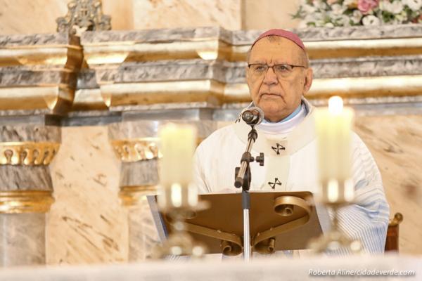 Arcebispo de Teresina reclama de igrejas vazias e critica lotações em praias e bares no Piauí(Imagem:Reprodução)