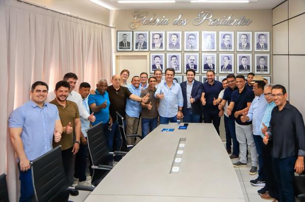 kksksksksksksk(Imagem:Romulo Piauilino/ Suyane Mesquita)