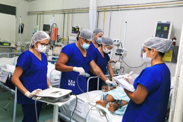 Mais de 700 pacientes já foram atendidos pela teleassistência, que inclui neurologia e cardiologia 24 horas.(Imagem:Ascom/Hospital Tibério Nunes)