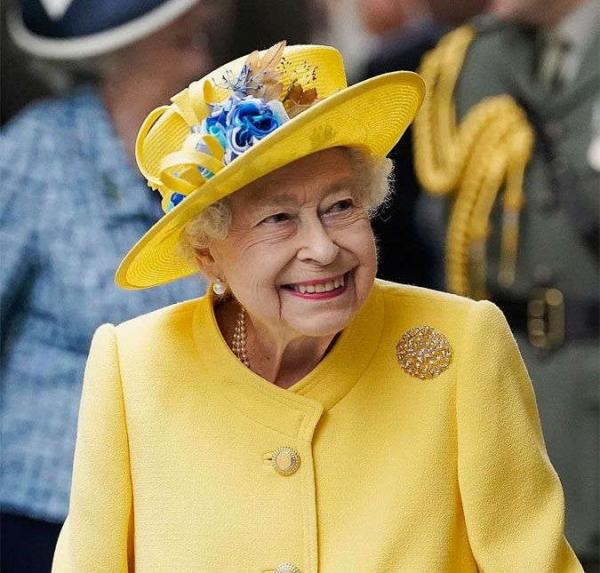 Quando tudo parecia bem durante as comemorações do Jubileu de Platina, a Rainha Elizabeth II passou por um grande susto na última terça-feira, dia 31. Enquanto viajava de sua resid(Imagem:Reprodução)