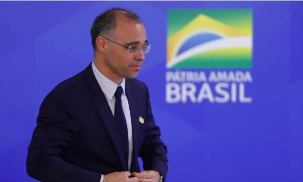 Ministro do STF atua intensamente a favor de André Mendonça, alvo de Alcolumbre no Senado(Imagem:Reprodução)