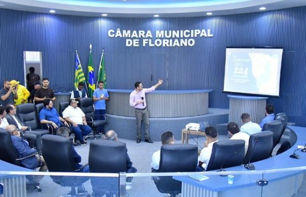 Câmara Municipal de Floriano discute plano de ação da Águas do Piauí para o município(Imagem:Reprodução/Instagram)