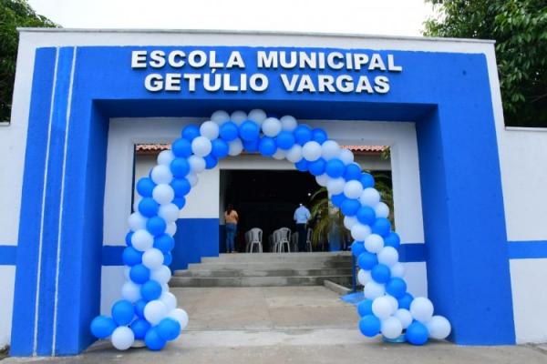 Educa&ccedil;&atilde;o de Floriano: entregue reforma e amplia&ccedil;&atilde;o da Escola Municipal Get&uacute;lio Vargas.(Imagem:Secom)