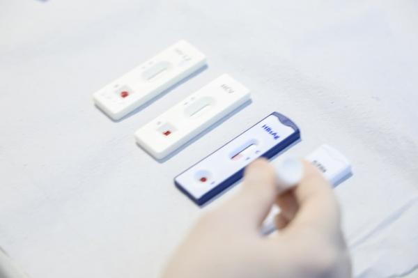 Sesapi refor&ccedil;a preven&ccedil;&atilde;o &agrave;s Infec&ccedil;&otilde;es Sexualmente Transmiss&iacute;veis, HIV e hepatites virais na abertura do Carnaval Piauiense 2026(Imagem:M&aacute;rcio Sales/Sesapi)