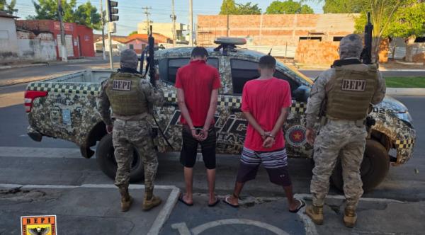 BEPI estoura ?casa do tr&aacute;fico? e prende dois jovens, no interior do Piau&iacute;(Imagem:PMPI)