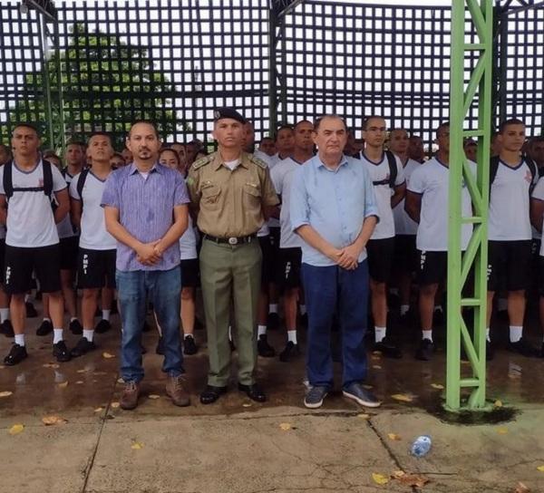 Prefeito Antônio Reis visita 3º Batalhão da PM e agradece reforço no período de carnaval.(Imagem:Reprodução/Instagram)