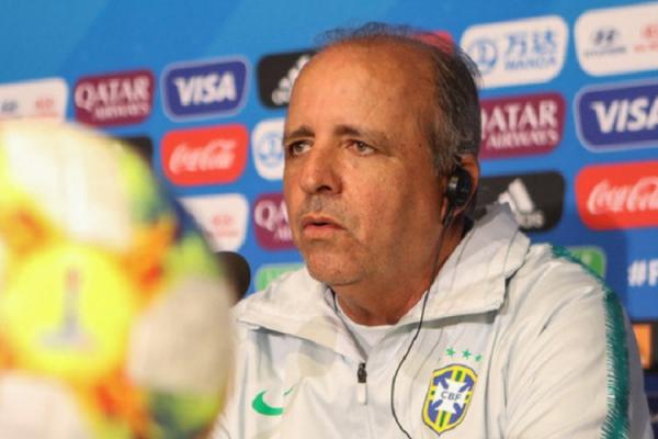 Ex-técnico da seleção feminina(Imagem:Reprodução)