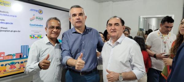 Prefeito Antônio Reis participa do lançamento da 6ª Conferência Estadual das Cidades.(Imagem:Secom)