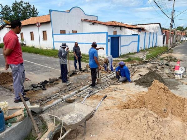 Operação Tapa-Buracos: Prefeitura trabalha para melhorar as condições das vias públicas de Floriano.(Imagem:Reprodução/Instagram)
