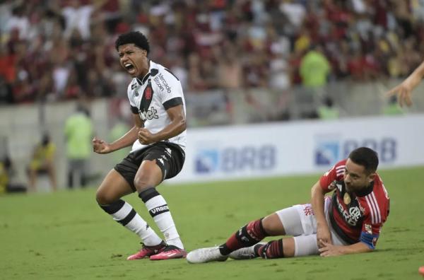 Andrey em Flamengo x Vasco(Imagem:André Durão/ge)