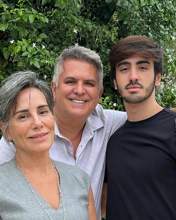 Gloria Pires, Orlando Morais e Bento.(Imagem:Reprodução/Instagram)