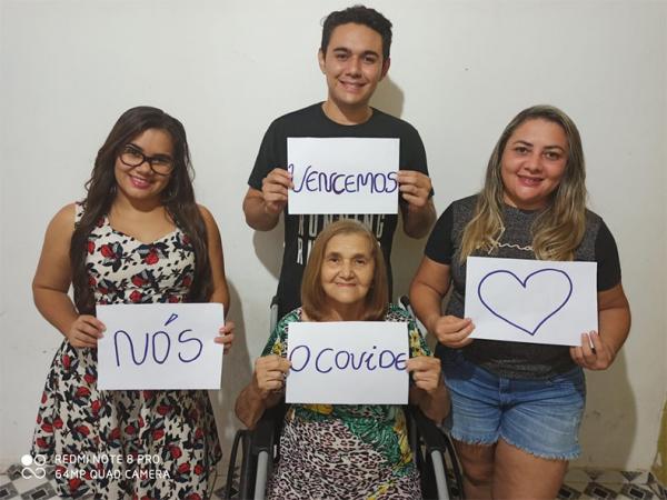 Professor no Piauí e mais quatro pessoas da família vencem luta contra a Covid-19(Imagem:Reprodução)