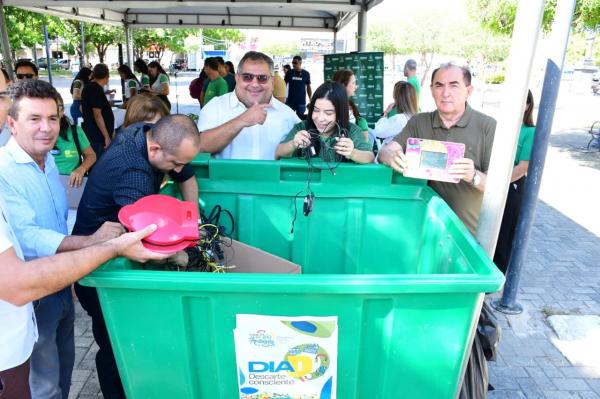 Câmara de Floriano participa do