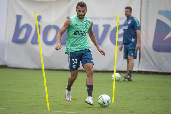 Thiago Maia no treino do Flamengo.(Imagem:Alexandre Vidal/Flamengo)