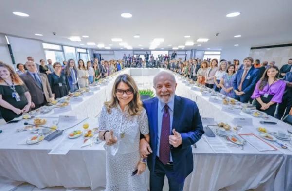 Lula e Janja recebem jornalistas em café da manhã promovido no dia do aniversário de 78 anos dele, nesta sexta-feira (27)(Imagem:Ricardo Stuckert)