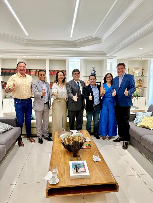 Deputado Francisco Costa participa de agendas com o governador Rafael Fonteles em defesa dos municípios.(Imagem:Gabriel Paulino)