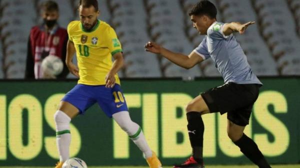 Após jogo contra o Brasil, Uruguai confirma novos casos de covid-19(Imagem:Reprodução)
