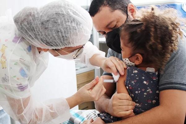 Apenas 21% das crianças de 3 e 4 anos foram vacinadas contra Covid-19 no Piauí dois meses após autorização.(Imagem:Flaviana OX/Prefeitura de Palmas)