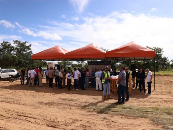 Prefeitura de Floriano acompanha agenda administrativa do governador do Estado no munic&iacute;pio(Imagem:Secom)