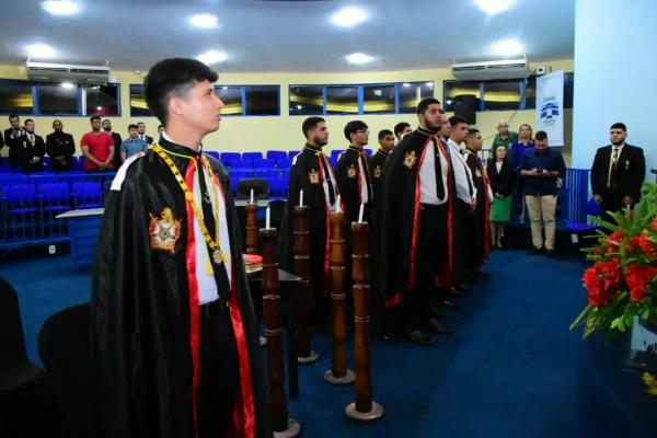 Câmara Municipal de Floriano homenageia a Ordem DeMolay com sessão solene.(Imagem:CMF)