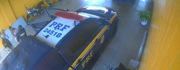 Rápida ação de Policial Rodoviário Federal foi crucial para reanimar a criança.(Imagem:Divulgação/PRF)
