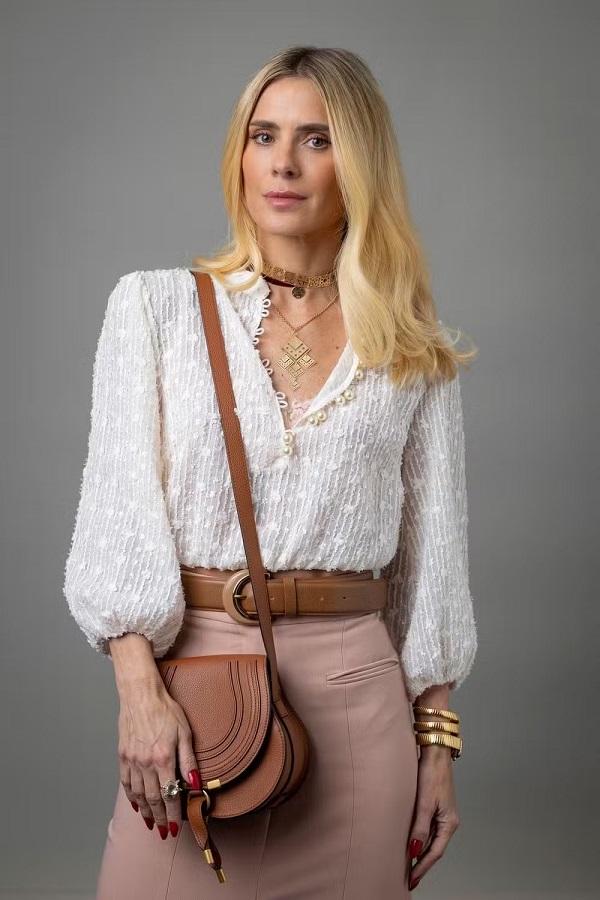 Carolina Dieckmmann, como Leila, em
