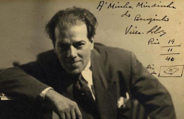 Villa-Lobos, em 19 de novembro de 1940 (imagem com dedicatória escrita à esposa, Arminda)(Imagem: Museu Villa-Lobos/Arquivo)