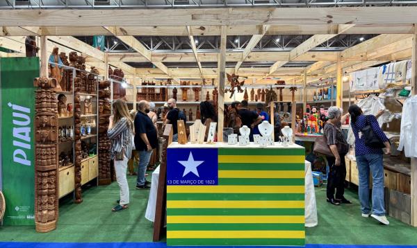 Artesanato piauiense comercializa mais de R$ 261 mil em vendas na 25ª Fenearte(Imagem:Ascom Sudarpi)