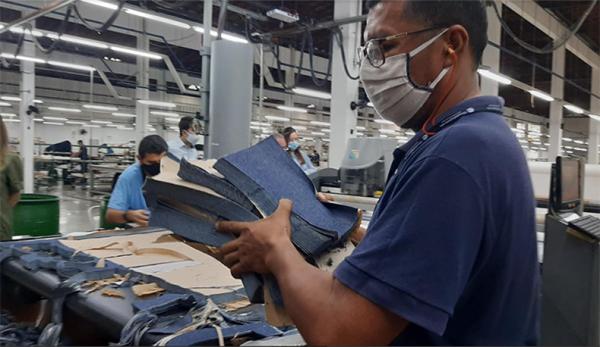 Indústria piauiense emprega cerca de 57 mil trabalhadores no setor(Imagem:Reprodução)