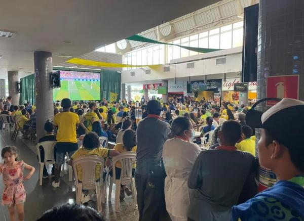  Brasil x Croácia: piauienses acompanham partida.(Imagem:Layza Mourão /g1 )