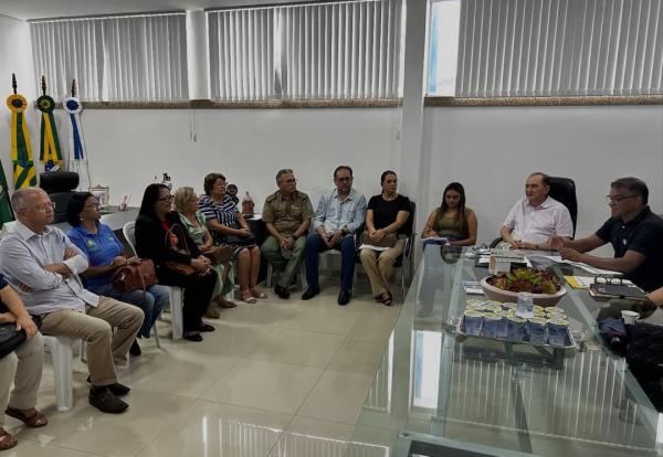  Floriano cria Rede de Apoio Solid&aacute;rio e Humanit&aacute;rio para enfrentar per&iacute;odo de chuvas intensas(Imagem:Reprodu&ccedil;&atilde;o/Instagram)